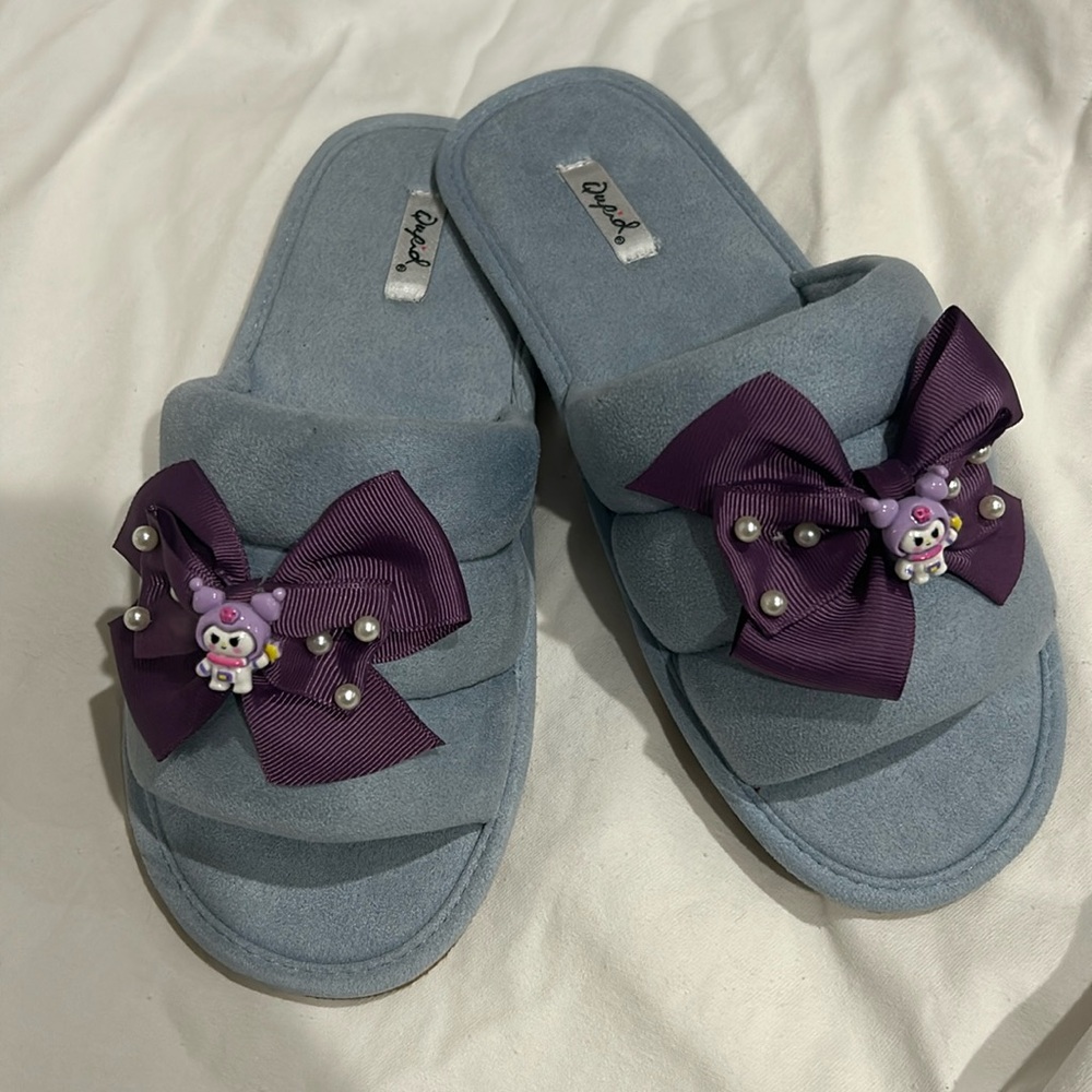 Kuromi slippers size 9